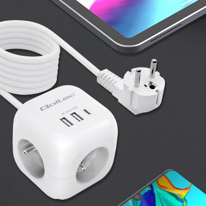 Kasë Qoltec 52547, 3x AC, 2x USB, 1x USB-C PD 20W, 2m, Bardhë
