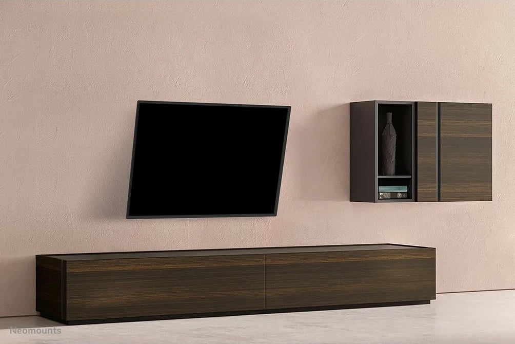 Mbajtës muri për TV Newstar Neomounts WL35-550BL12, deri 65 inç, rregullim pjerrësie, VESA 200x200, e zezë