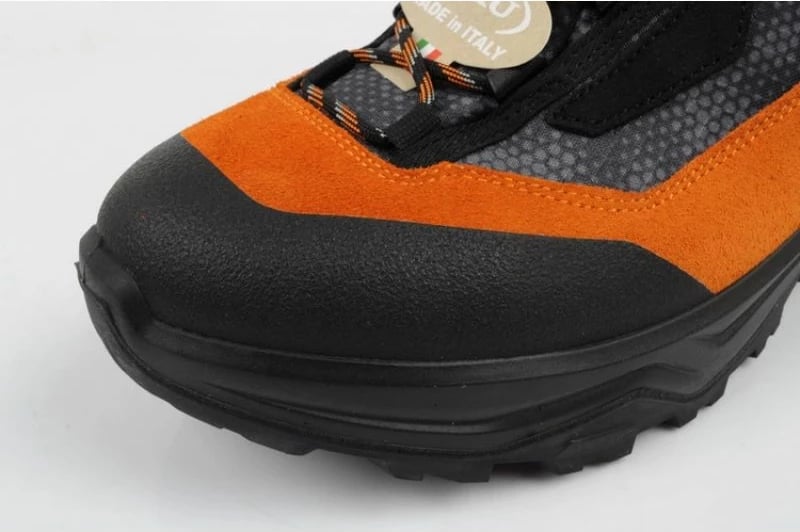 Atlete trekking për meshkuj Aku, të zeza-portokalli