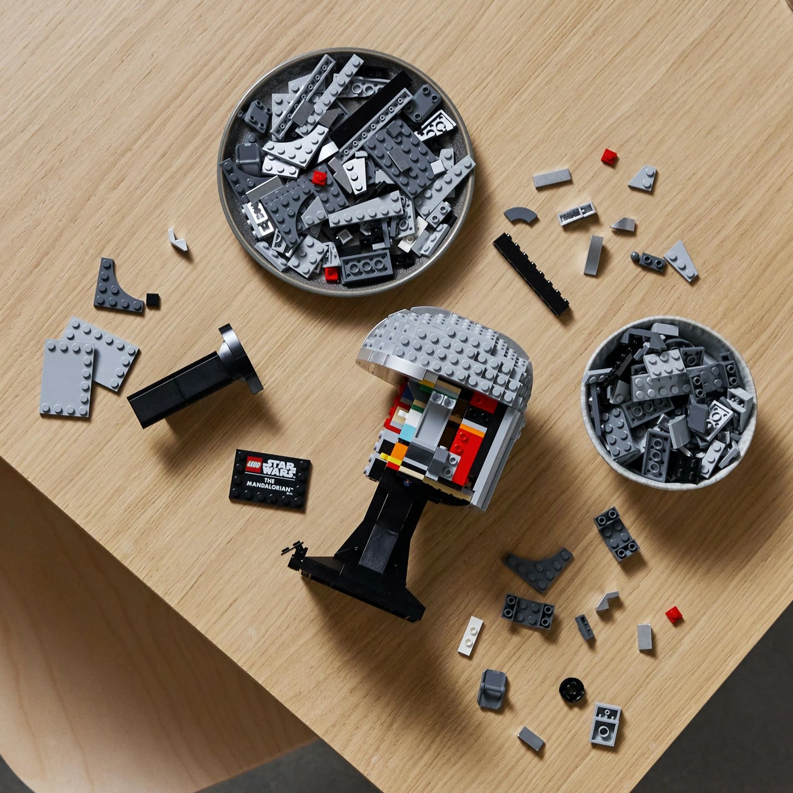 Set ndërtimi LEGO Star Wars The Mandalorian Helmet, 584 pjesë, shumëngjyrësh