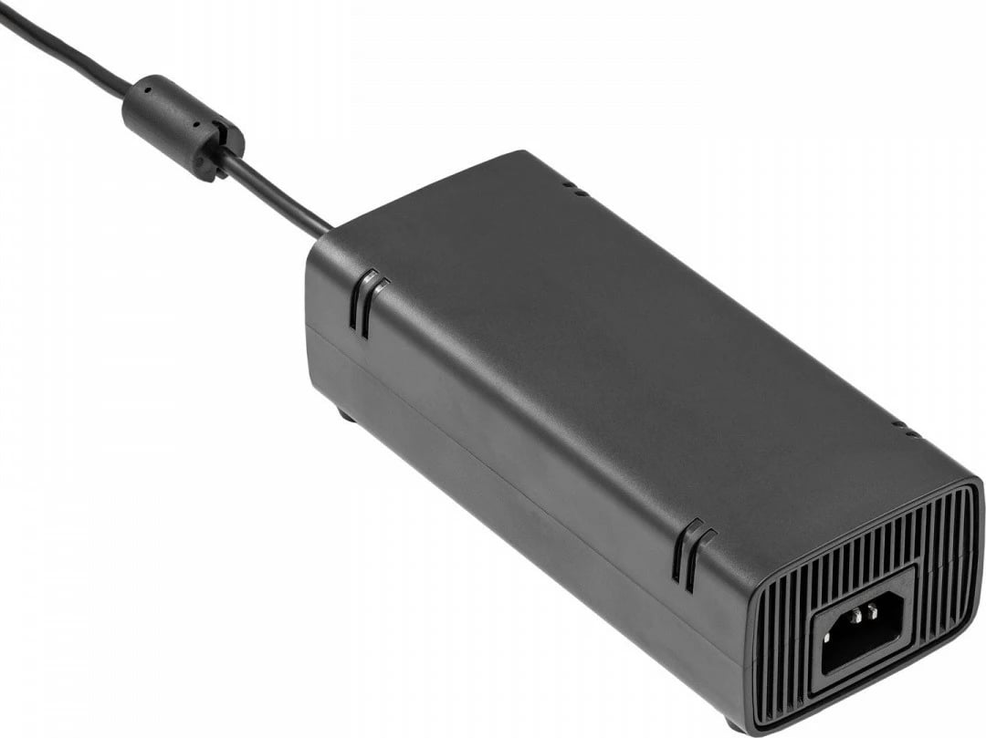 Furnizues energjie AKYGA AK-PD-13 për Xbox 360 Slim, 135W, 12V/10.83A, i zi