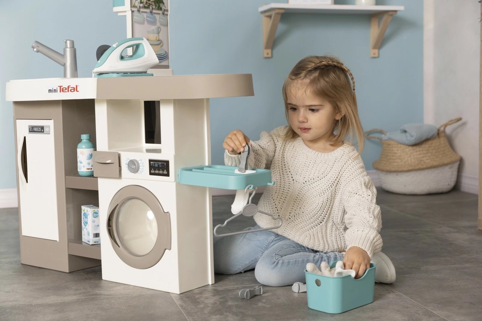 Kuzhinë lodër Smoby miniTefal Studio me makinë larëse, 36 aksesorë, Bezhe/Turkuaz/Bardhë