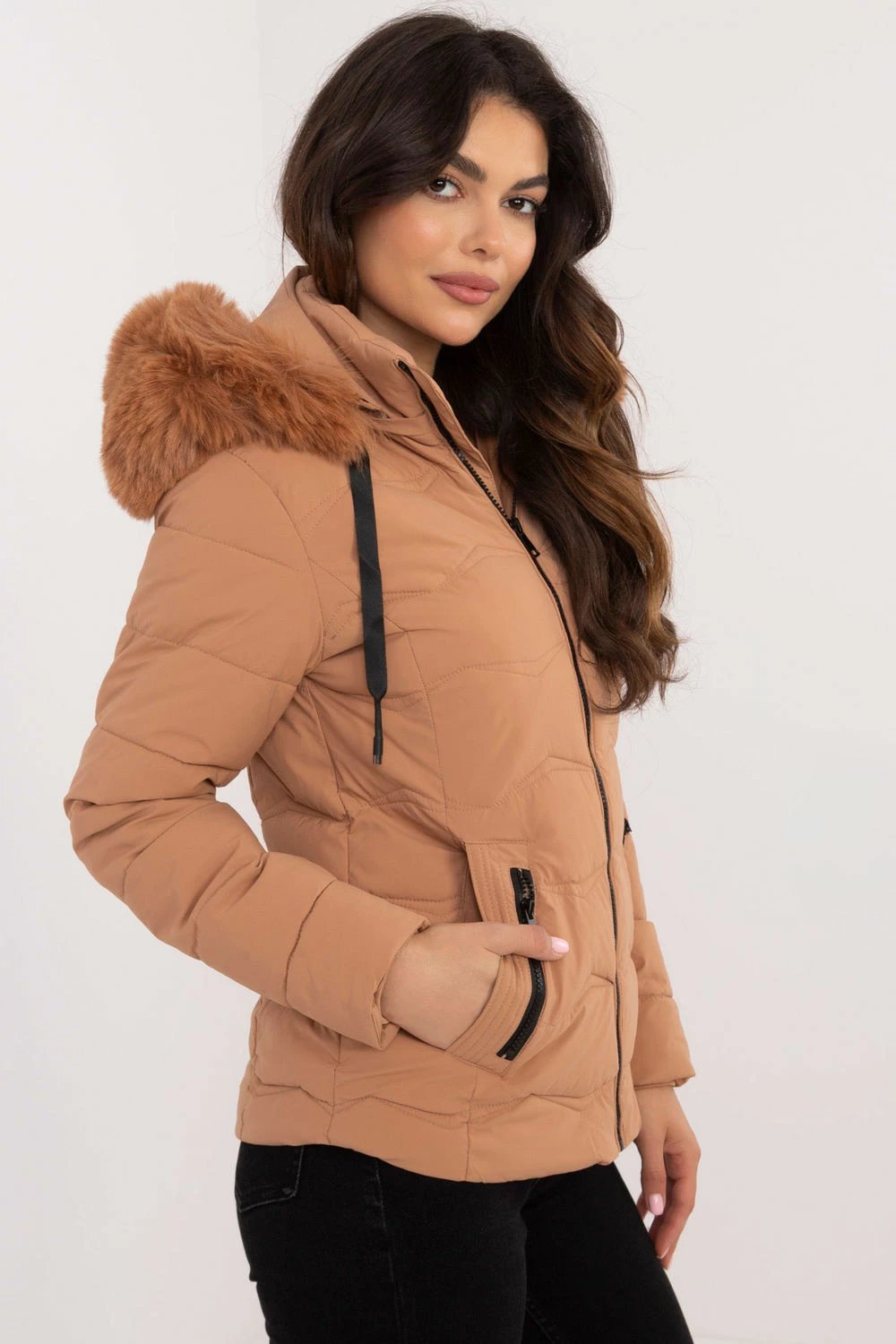 Jakne për femra Factory Price 202549, kafe