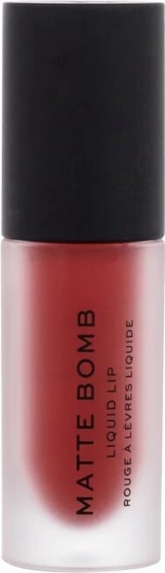 Buzëkuq liquid Makeup Revolution London Matte Bomb për femra Lure Red 4,6ml