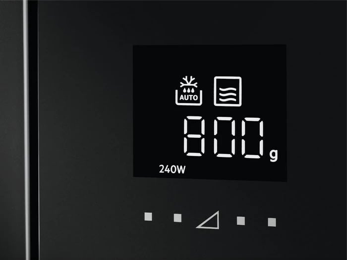 Mikrovalë AEG MBB1756SEB, 800 W, e zezë 
