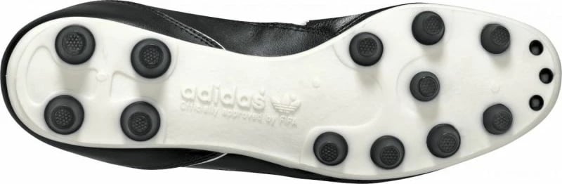 Atlete futbolli për meshkuj adidas, të zeza