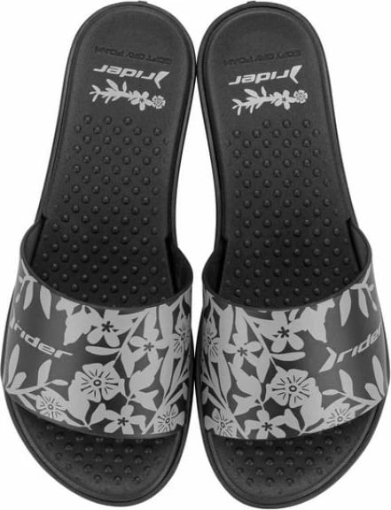 Shapka për femra Rider, të zeza