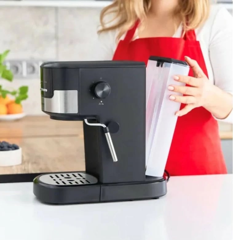 Makine kafeje me presion MPM MKW-13M, 1.2L, 15 bar, e zezë/argjendtë