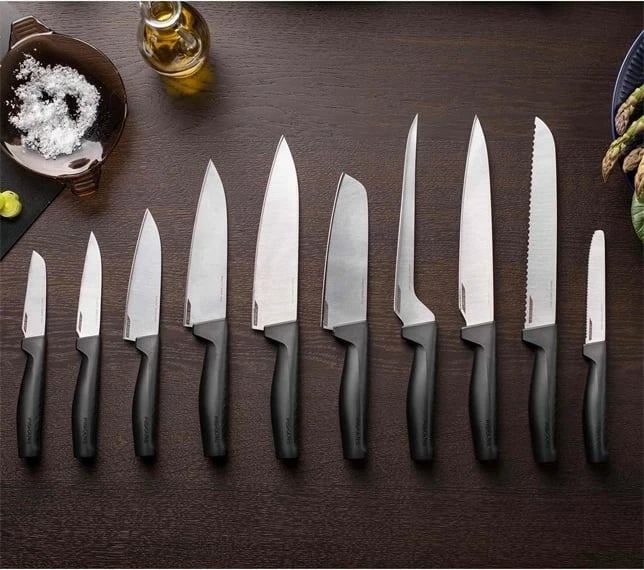 Thikë kuzhine Fiskars 1051749, Chef's knife, çelik inox, dorezë plastike, e zezë