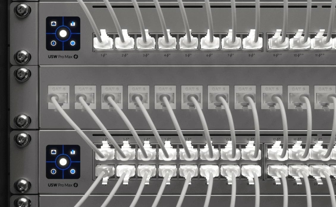 Kabllo rrjeti Ubiquiti UACC-Cable-Patch-EL-0.3M-W, 0.3m, e bardhë