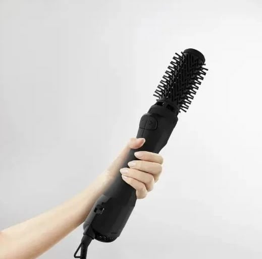 Furçë me ajër të nxehtë rrotulluese Rowenta UB9520F0, e zezë