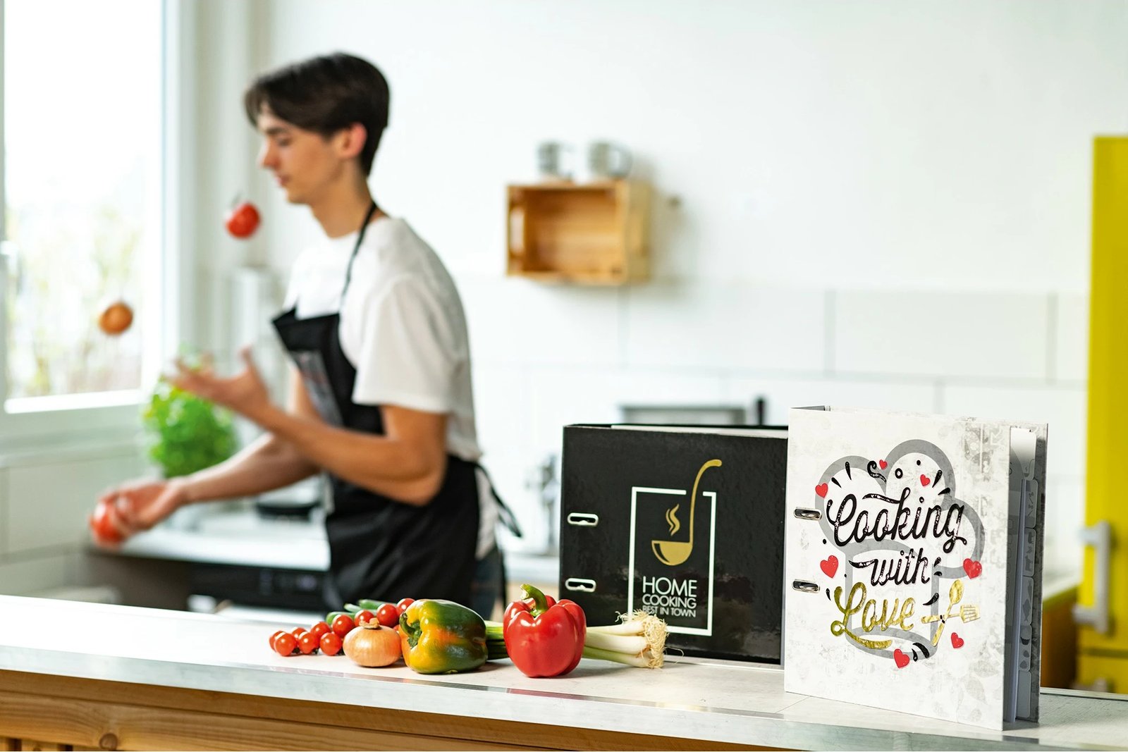 Dosje organizuese HERMA Cooking with Love, A4, D-ring, karton, 7 cm, e bardhë/e kuqe/e artë