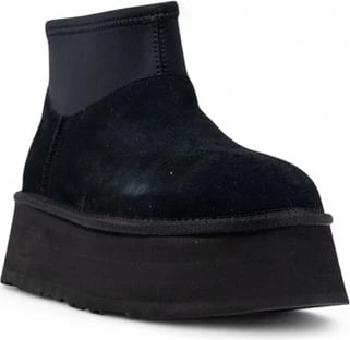 Çizme Ugg femra, të zeza