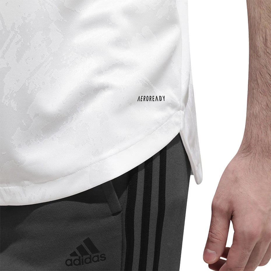 Maicë për meshkuj adidas, e bardhë