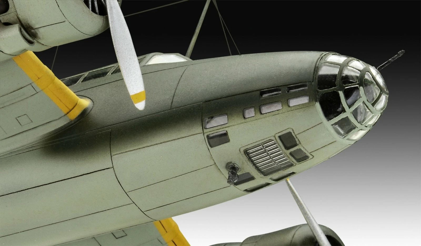 Model plastik avion Revell Ki-21-Ia "Sally", 1:72, 186 pjesë