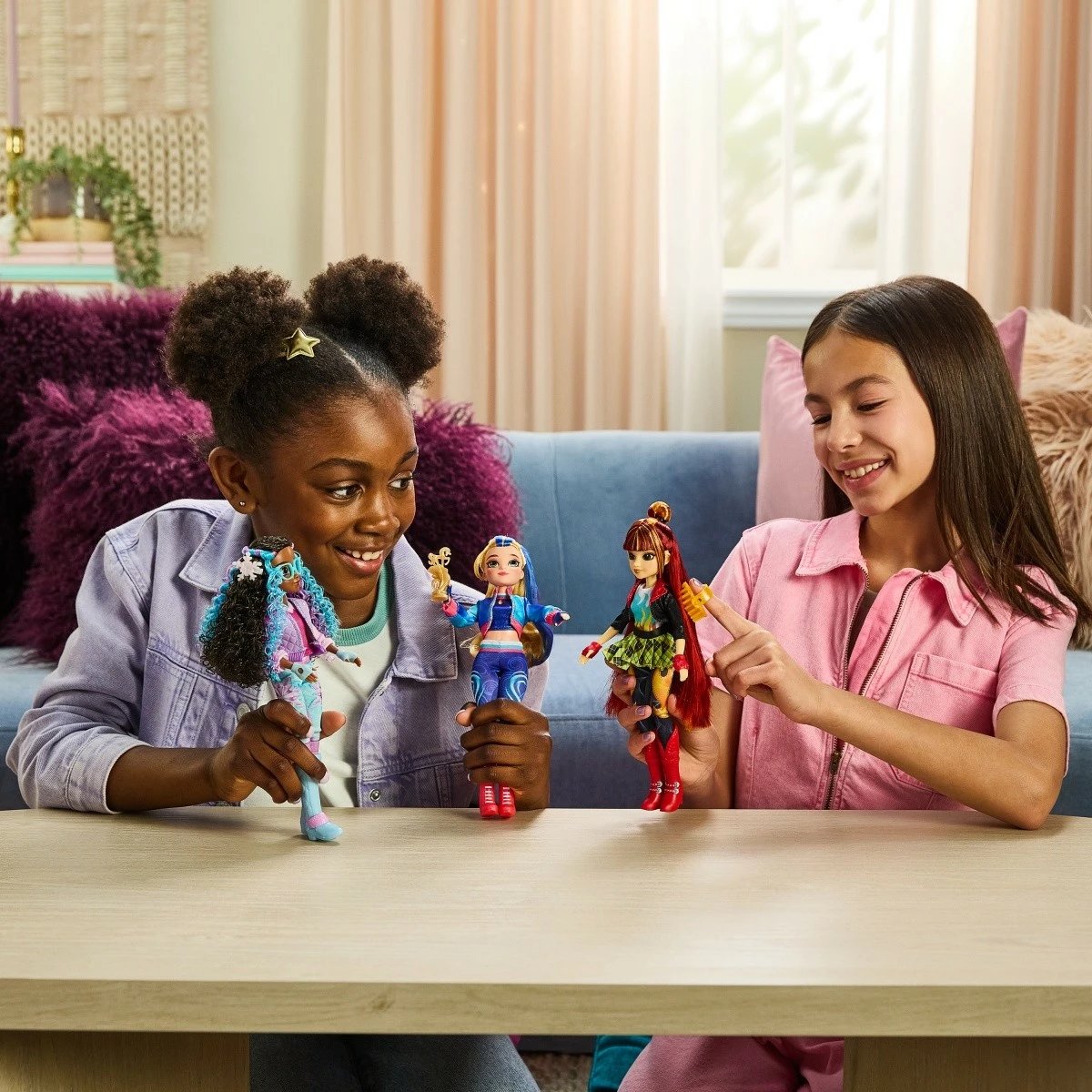 Kukull Unicorn Academy Fashion Valentina Spin Master 24 cm, për vajza, me aksesorë