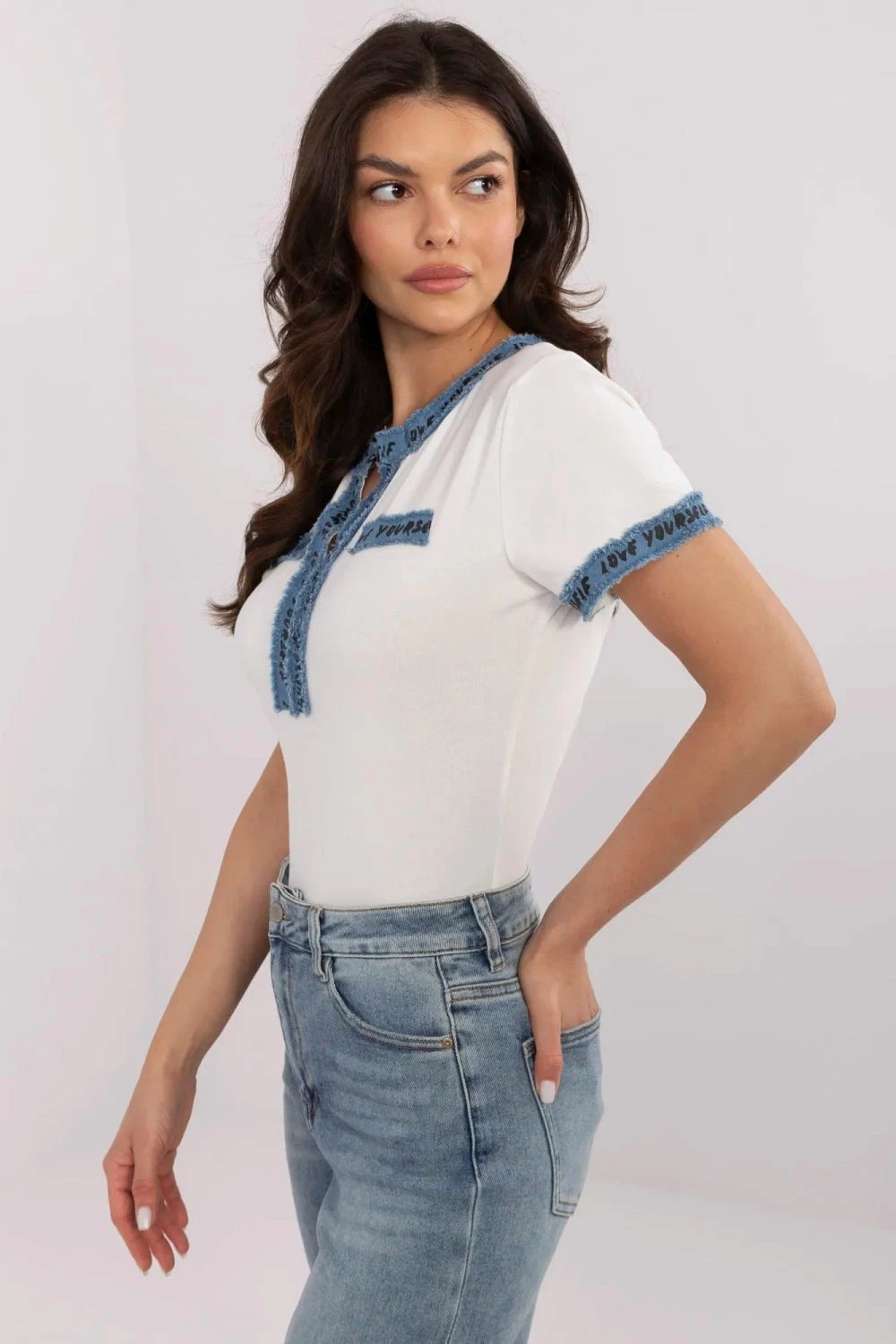 Bluzë femra NM model 210126, bezhë