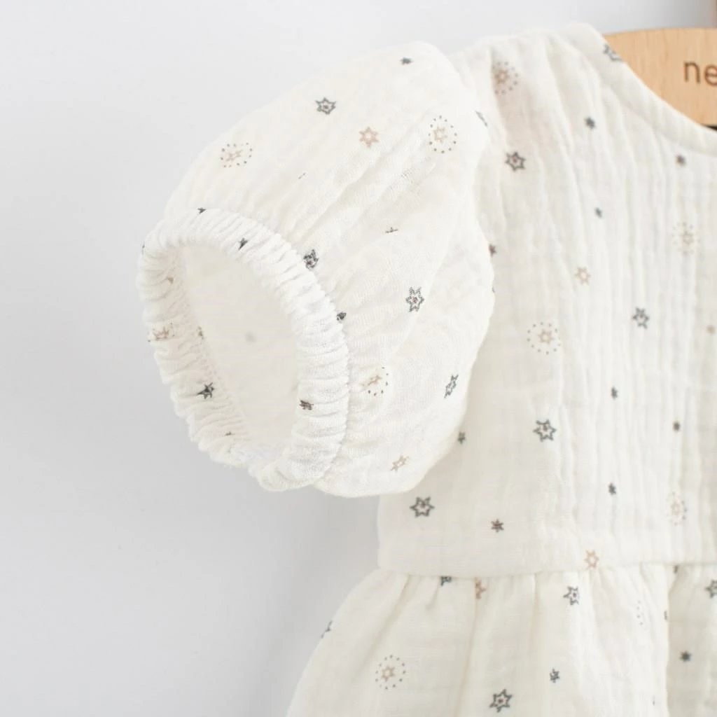 Fustan muslini për bebe, New Baby, Zora, 100% pambuk, manga të shkurtra, madhësia 80 (9–12m), e bardhë