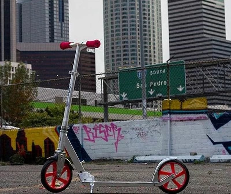 Skuter për fëmijë Razor, i argjendtë Skuter për fëmijë Razor, i argjendtë