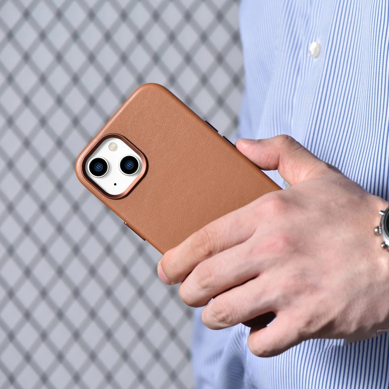 Mbështjellës iCarer për iPhone 14, lëkurë natyrale, MagSafe, Kafe