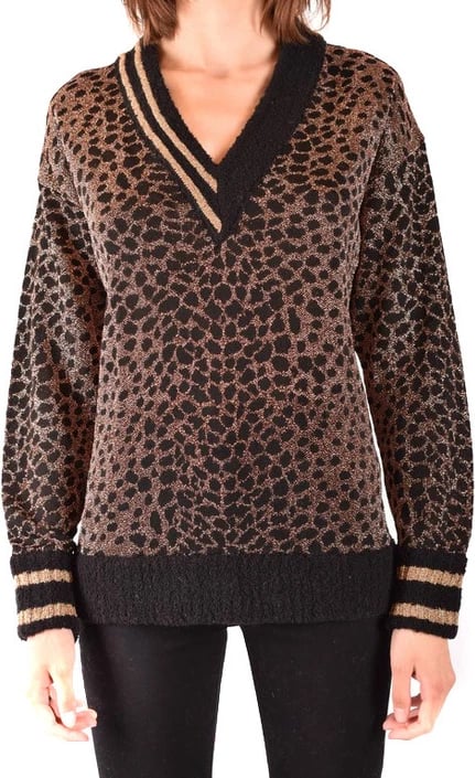 Xhemper Pinko femra, kafe