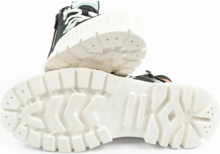 Atlete për femra Palladium, të zeza