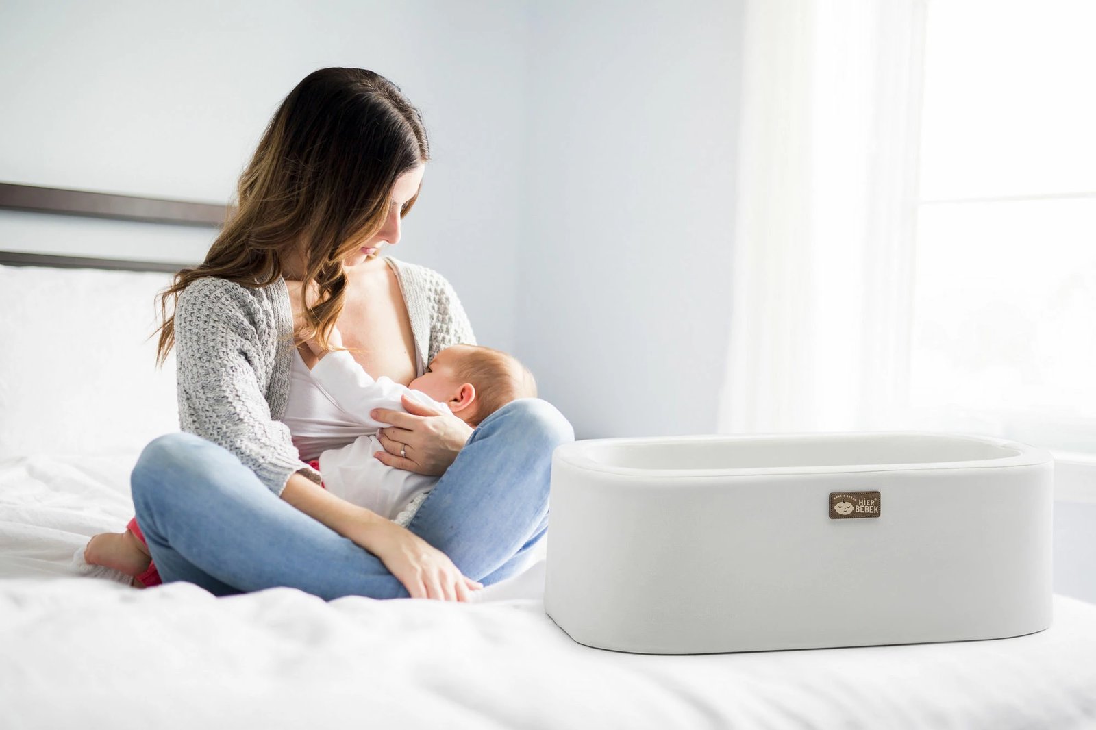 Djep Hanah Home, Hier, i bardhë dhe arre