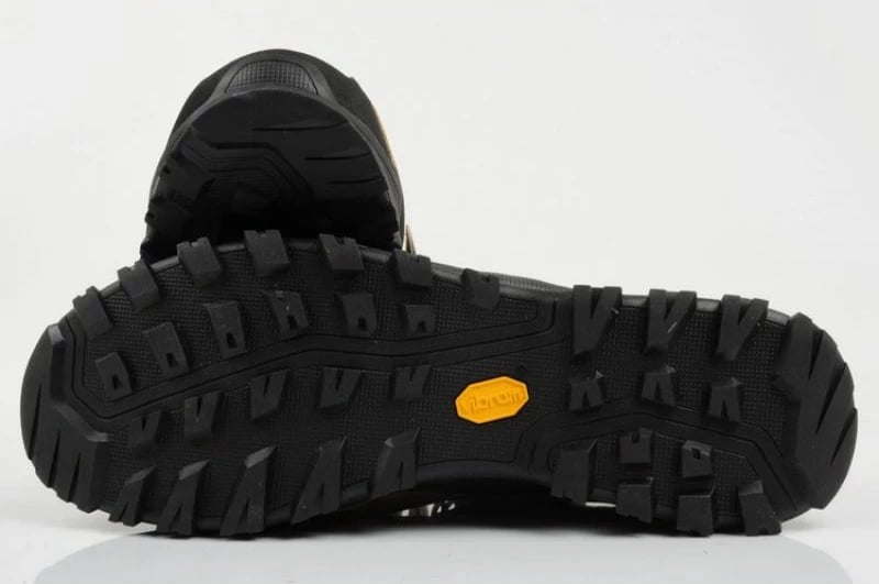 Atlete outdoor për meshkuj Aku, kafe