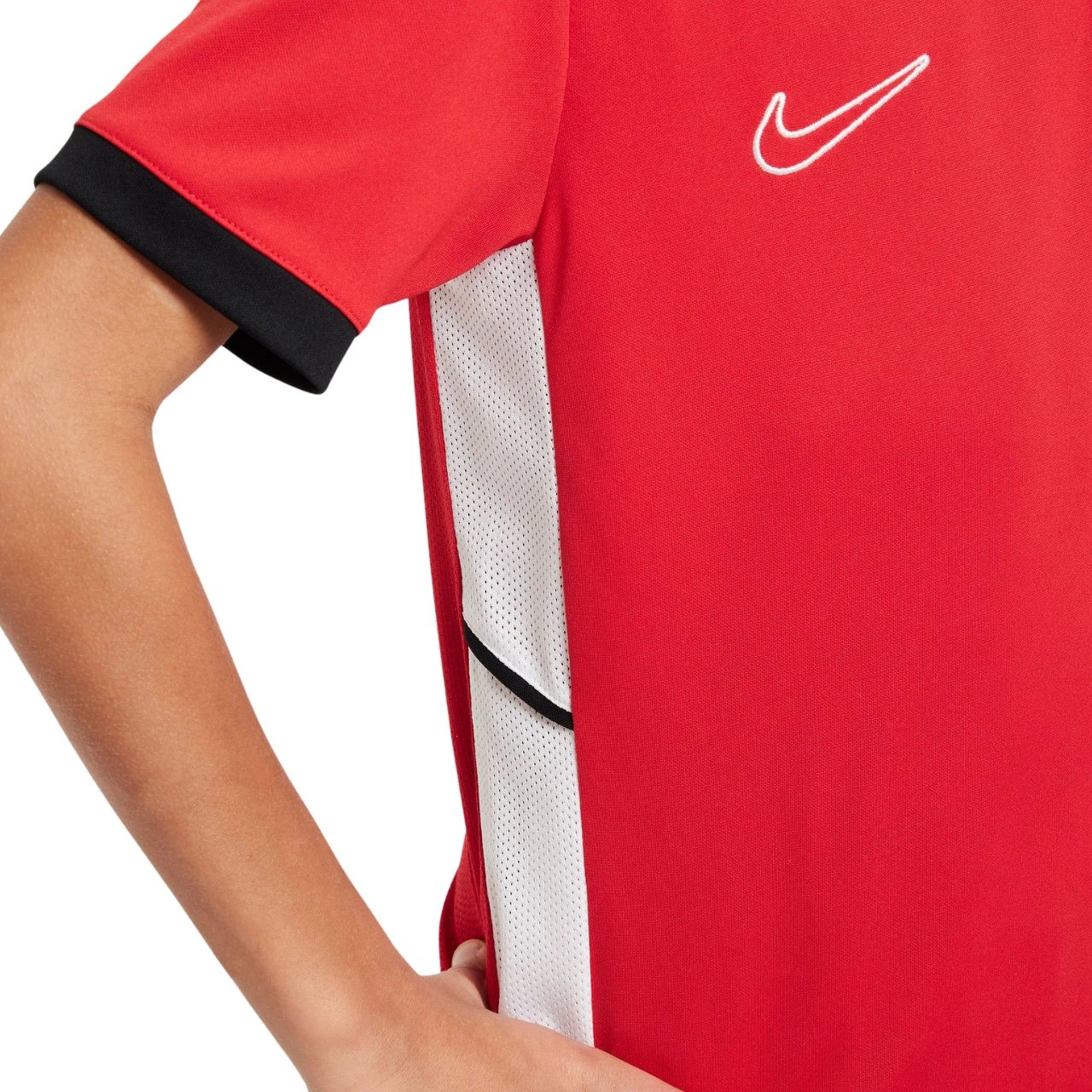 Maicë për fëmijë Nike, e kuqe