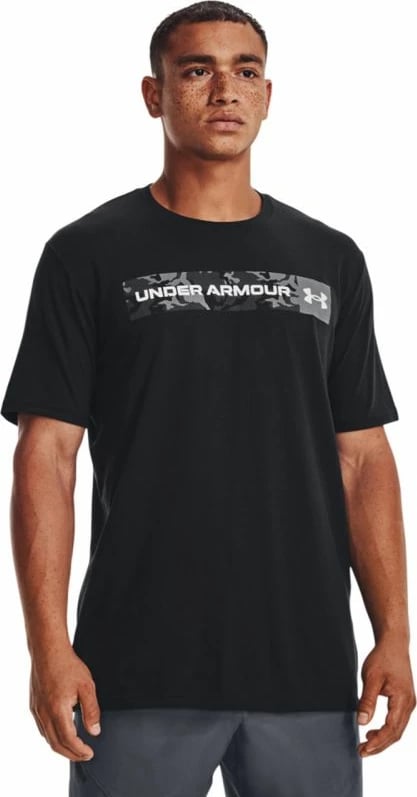 Maicë për meshkuj Under Armour, me vija kamuflozhi, e zezë