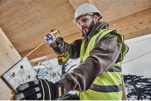 Makinë goditëse DeWALT DCF860NT-XJ, pa kabllo, 18V, Brushless, e verdhë Makinë goditëse DeWALT DCF860NT-XJ, pa kabllo, 18V, Brushless, e verdhë