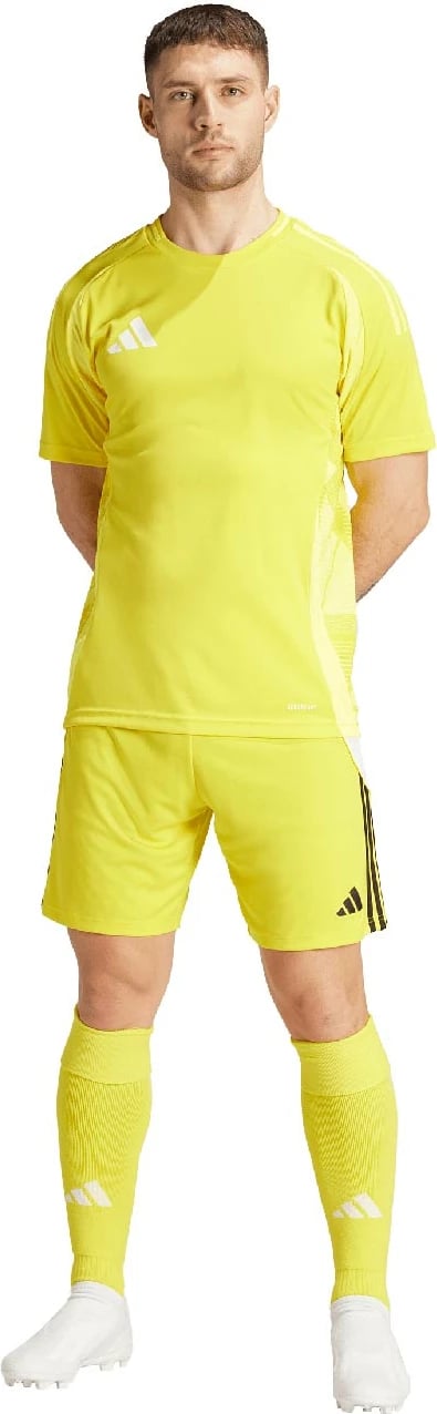 Shorce për meshkuj adidas, të verdha