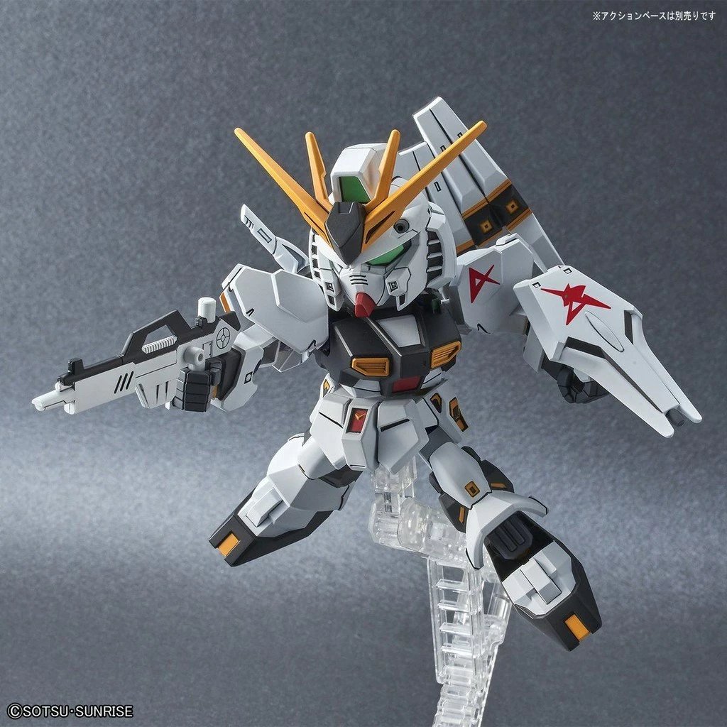 Model RX-93 Nu Gundam Bandai SD Gundam EX-Standard, Bardhë