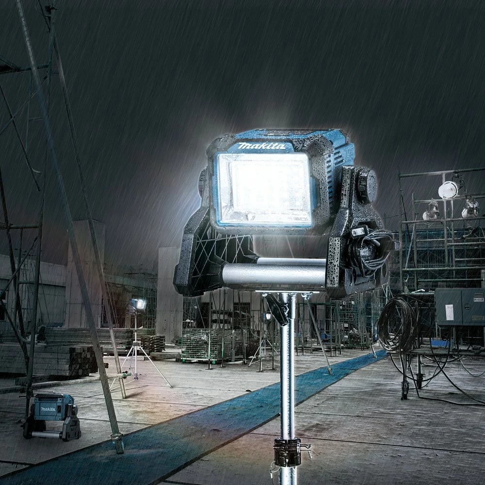 Llambë pune Makita DML811, 31.5W, 6000mAh, LED, e zezë/blu