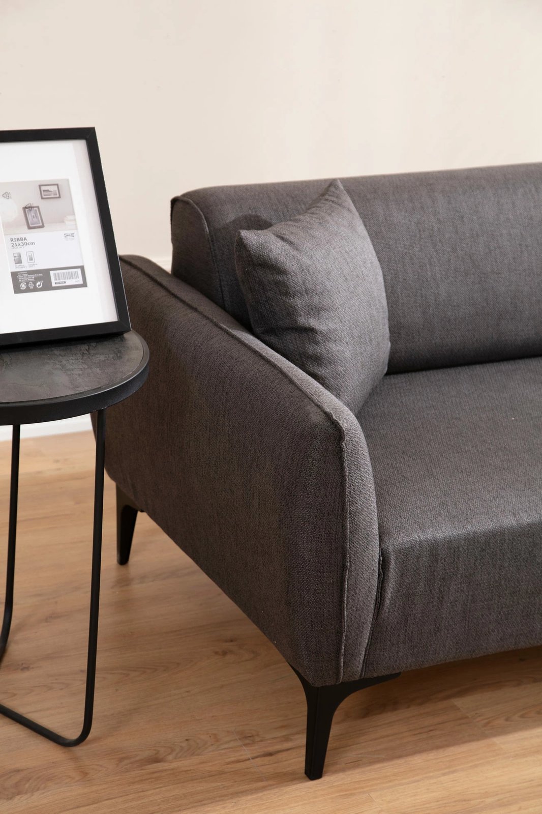 Divan treshe, ngjyrë gri e errët, Atelier del Sofa, Belissimo
