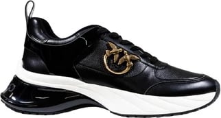 Atlete femra Pinko, të zeza