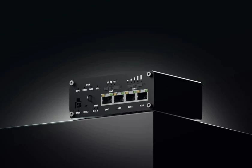 Router Teltonika RUTM11, Ethernet Gigabit, i zi