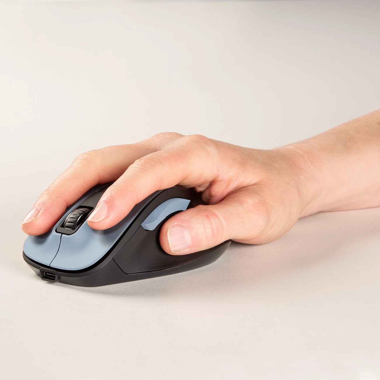 Maus wireless Hama MW-500 V2 me bateri të rikarikueshme, Kaltër e çelët