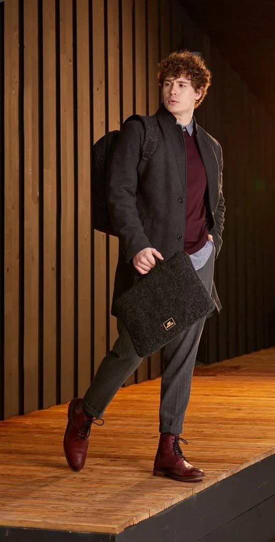 Mbështjellës laptopi RivaCase Anvik 13.3", i zi, me dorezë Mbështjellës laptopi RivaCase Anvik 13.3", i zi, me dorezë