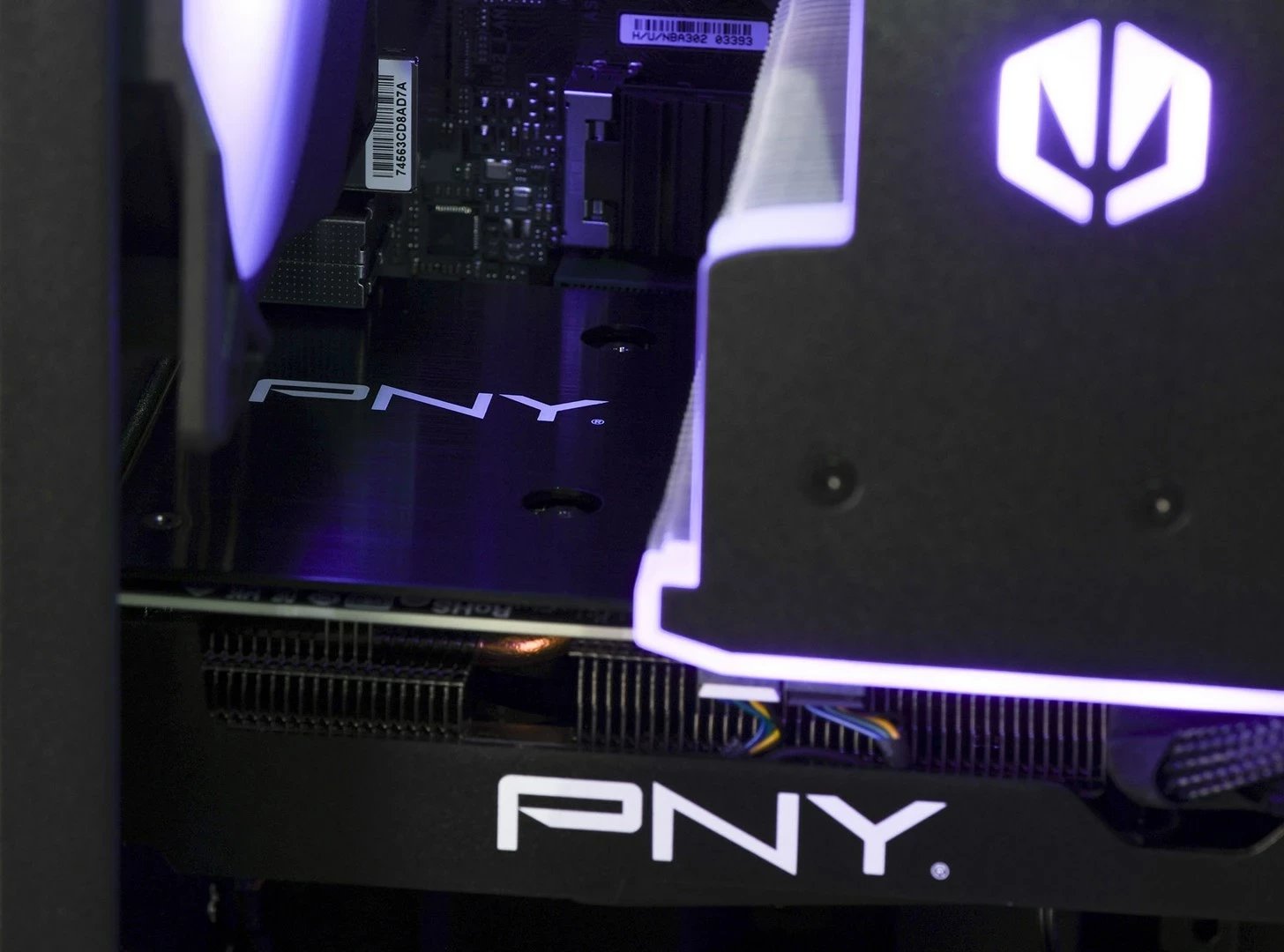 Kompjuter Gaming, AMD Ryzen 5, 16GB RAM, 1TB SSD,  NVIDIA GeForce RTX 4060