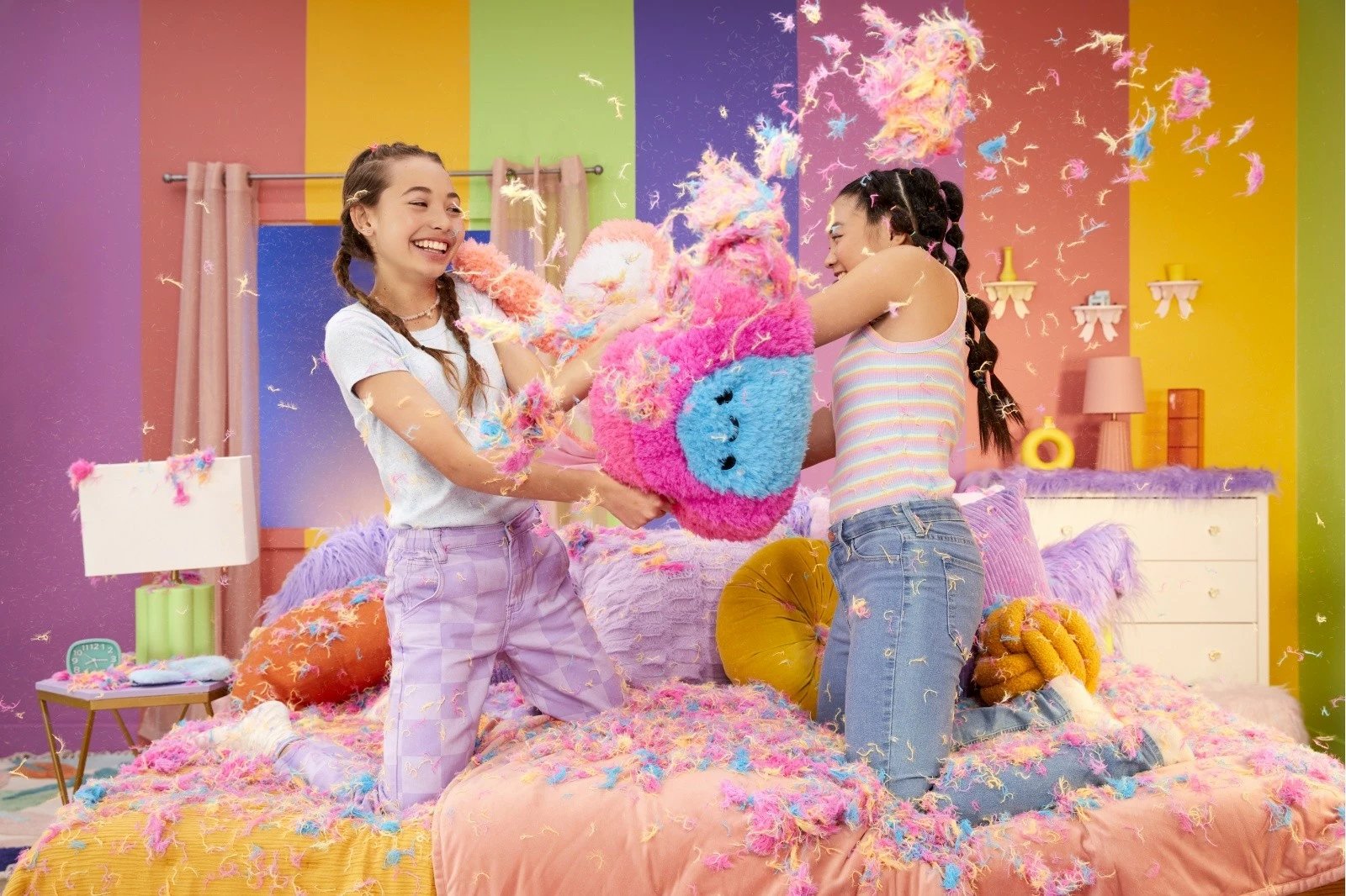 Jastëk lodër Fluffie Stuffiez Pillow Fight, për fëmijë, Rozë/Kaltër/Vjollcë, set