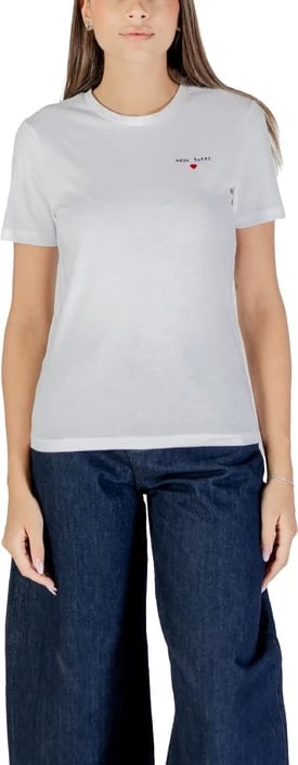 Maicë Only femra e bardhë