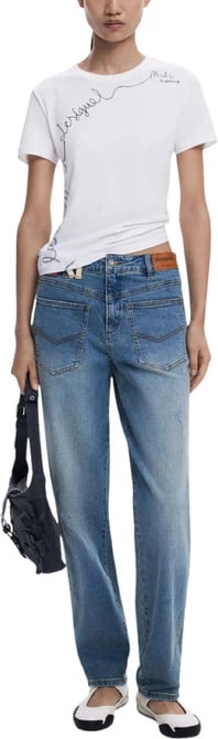 Maicë Desigual femra e bardhë