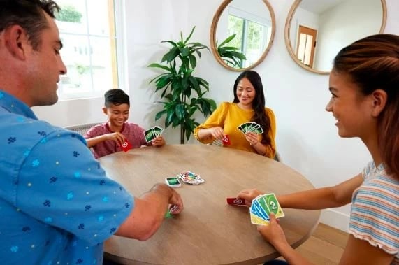 Lojë letra Mattel UNO Flex, HMY99, shumëngjyrëshe
