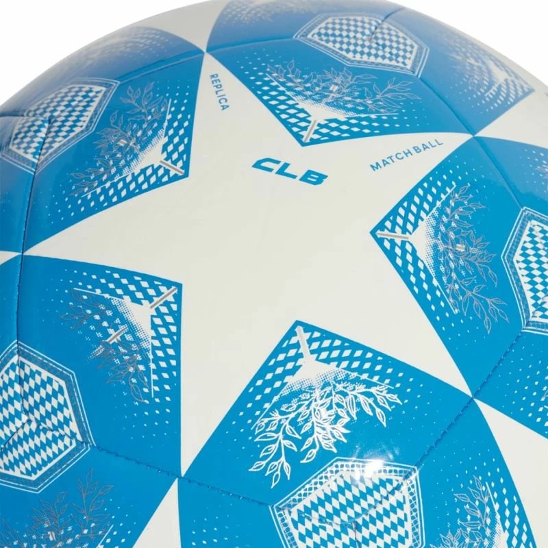 Top futbolli adidas, i bardhë dhe blu