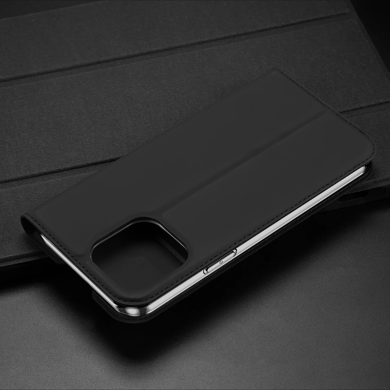Mbështjellës Dux Ducis Skin Pro për iPhone 14 Pro Max, me kapak, xhep për kartela, ari