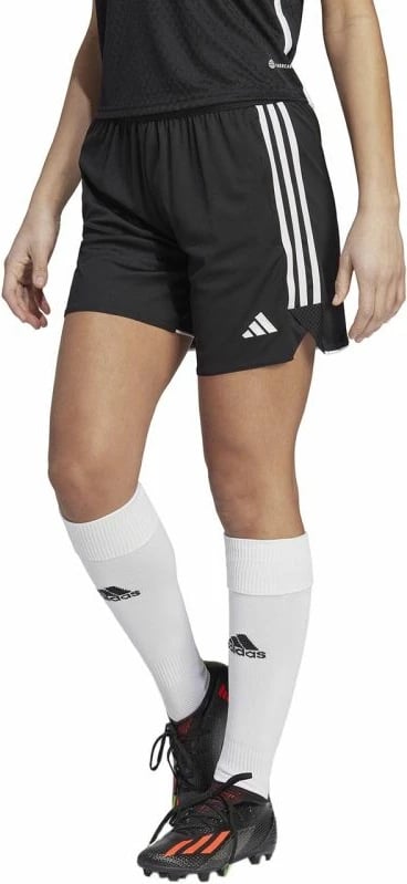 Shorce për femra adidas, të zeza