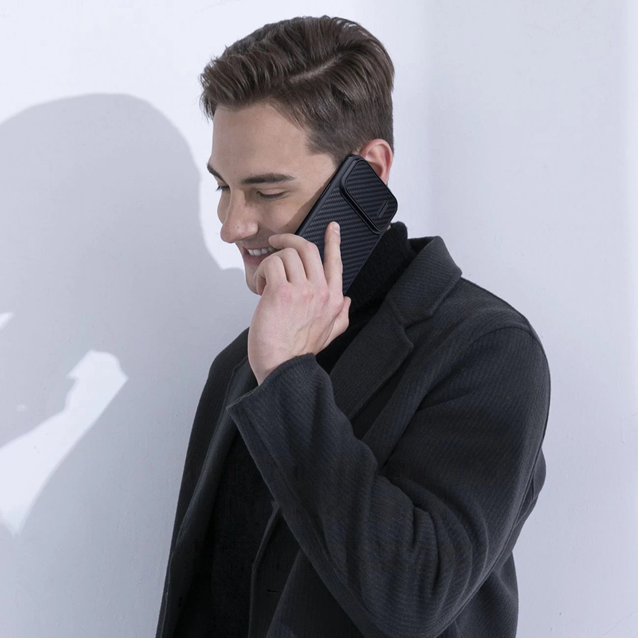 Mbështjellës Nillkin Synthetic Fiber S Case për iPhone 14 Pro Max me kapak kamere, e zezë