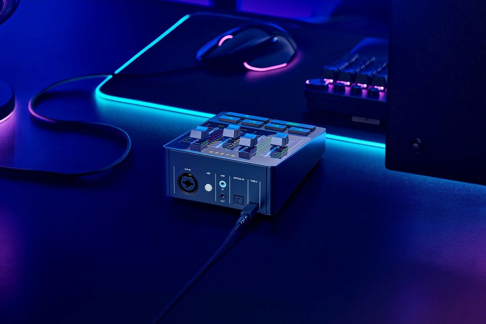 Audio mixer Razer, Audio Mixer, i zi