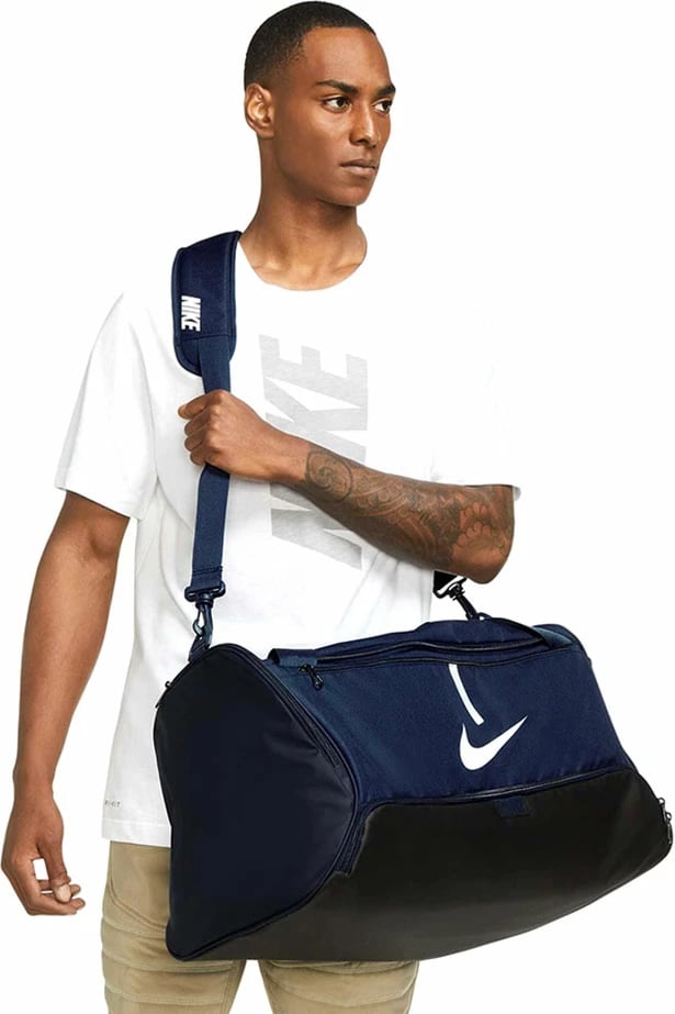 Çantë sportive Nike për të dy gjinitë, navy